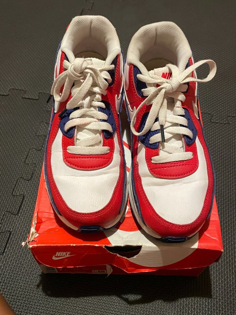 Nike Air Max 90 White/Red/Blue Sneakers